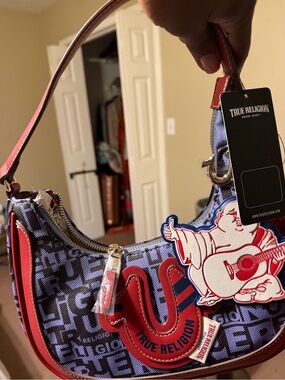 True Religion Horseshoe Blue & Red Logo Saddle Shoulder Bag with charms